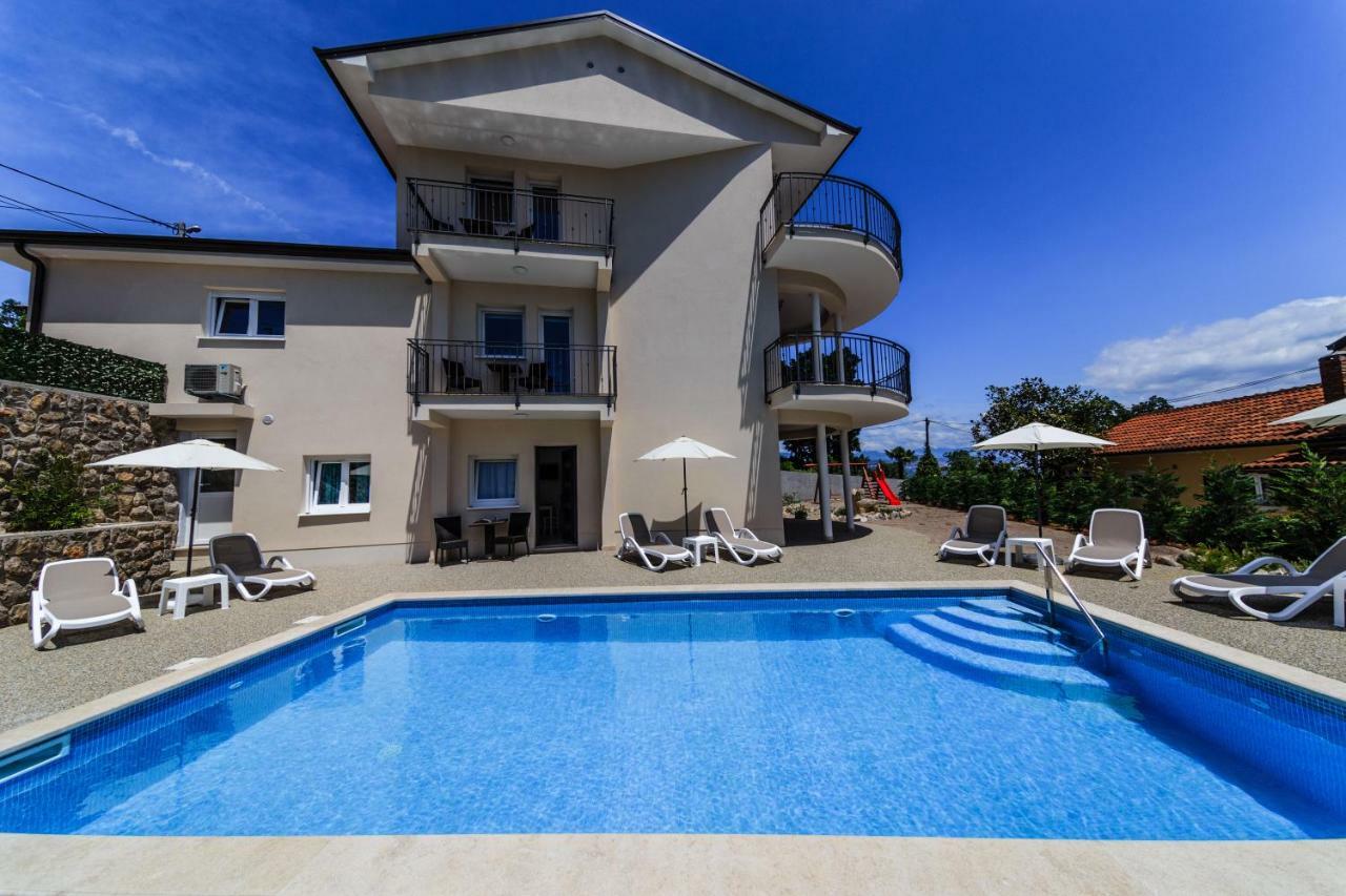 Two Angels With Swimming Pool, - Opatija Holiday home *