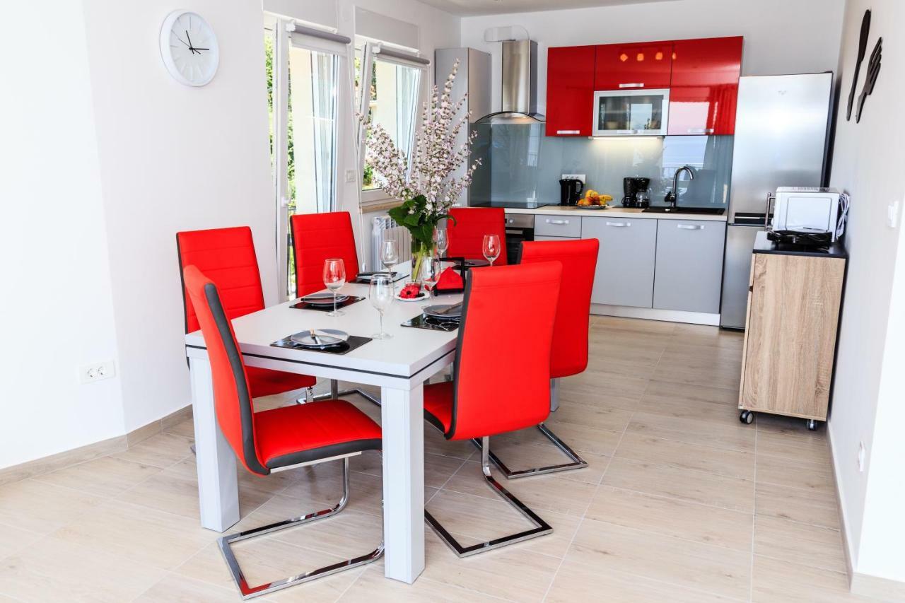 Two Angels With Swimming Pool, - Opatija Holiday home *